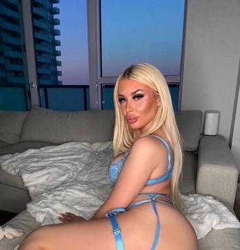 Barbie, 21 Caucasian/White female escort, Montreal